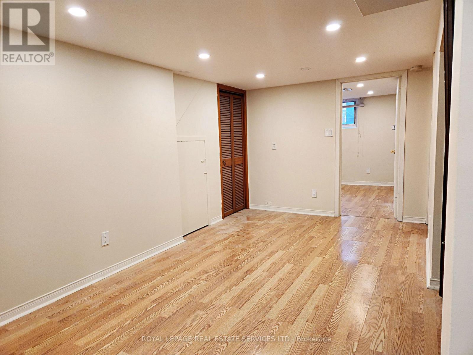 Lower - 1826 Dufferin Street, Toronto, Ontario  M6E 3P6 - Photo 5 - W12470729