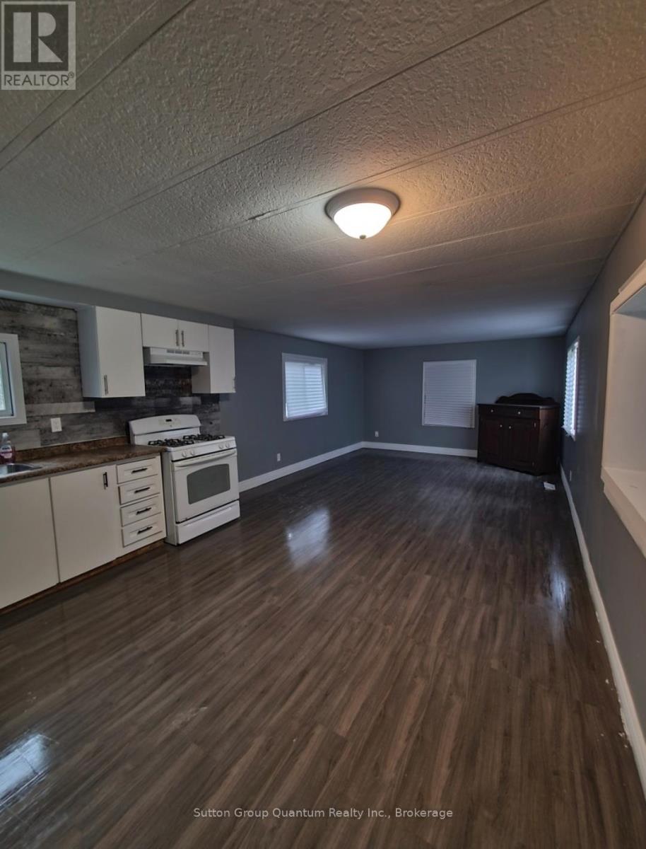 6189 Kister Road, Niagara Falls, Ontario  L2E 6X8 - Photo 25 - X12470754