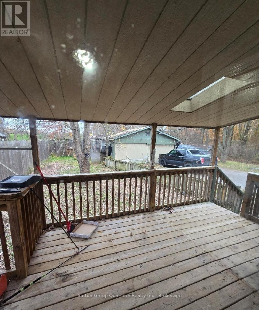 6189 Kister Road, Niagara Falls, Ontario  L2E 6X8 - Photo 4 - X12470754