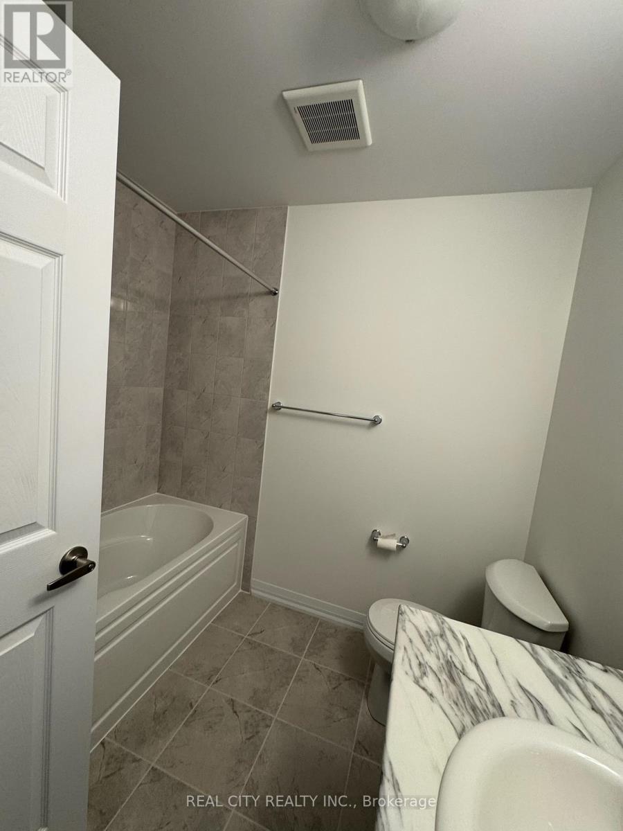 15 - 389 Conklin Road, Brantford, Ontario  N3T 0Y3 - Photo 18 - X12470047