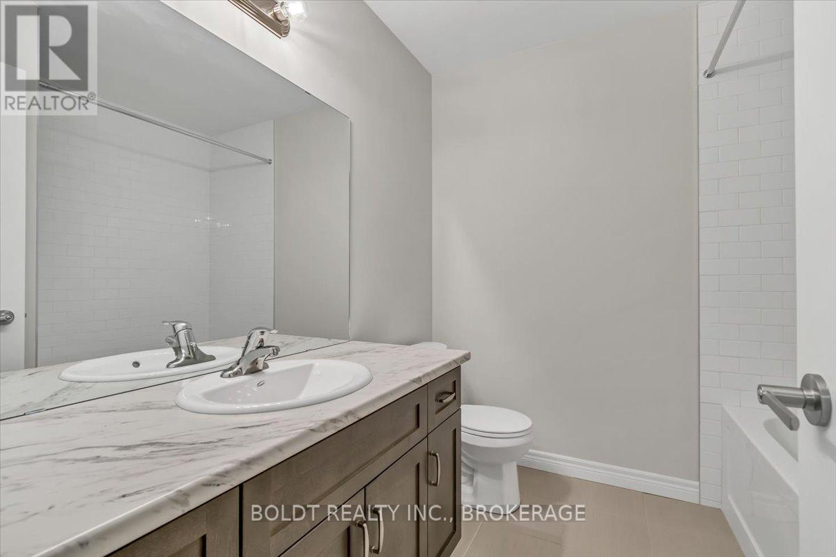 241 Tanglewood Drive, Hamilton, Ontario  L0R 1C0 - Photo 17 - X12470752