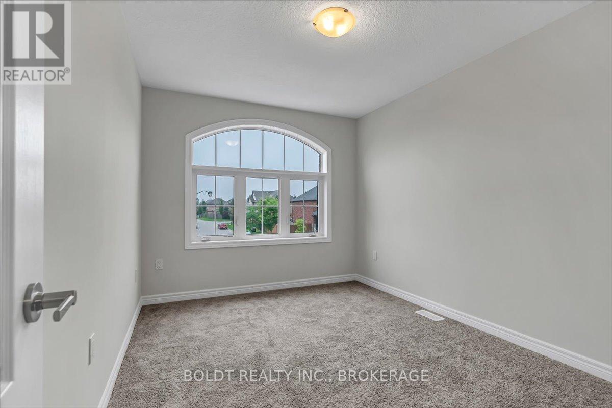 241 Tanglewood Drive, Hamilton, Ontario  L0R 1C0 - Photo 21 - X12470752
