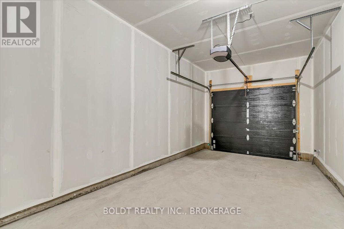 241 Tanglewood Drive, Hamilton, Ontario  L0R 1C0 - Photo 23 - X12470752