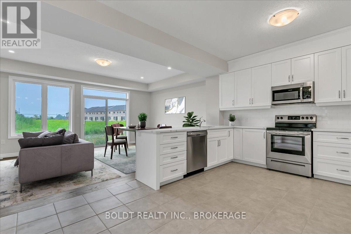 241 Tanglewood Drive, Hamilton, Ontario  L0R 1C0 - Photo 6 - X12470752