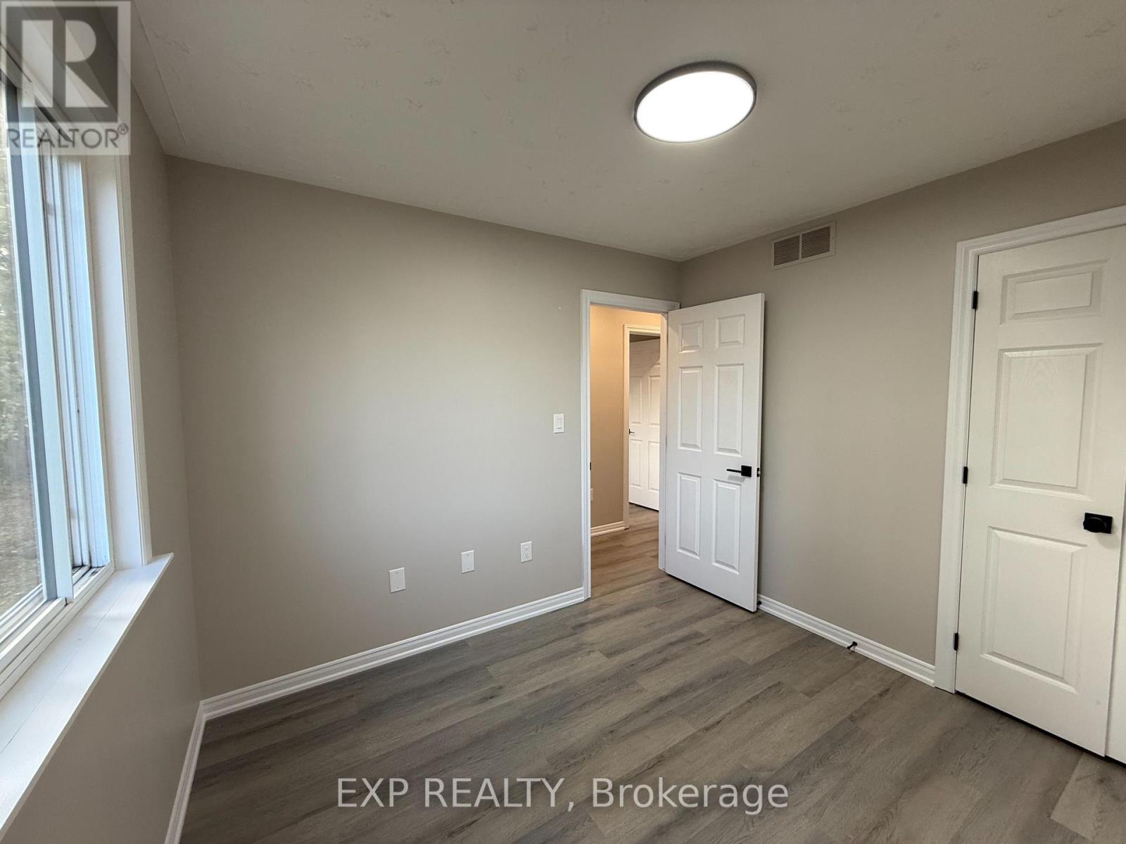 2979 Riselay Avenue, Fort Erie, Ontario  L0S 1N0 - Photo 17 - X12470764