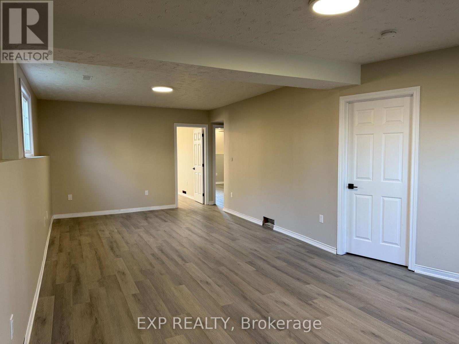 2979 Riselay Avenue, Fort Erie, Ontario  L0S 1N0 - Photo 21 - X12470764