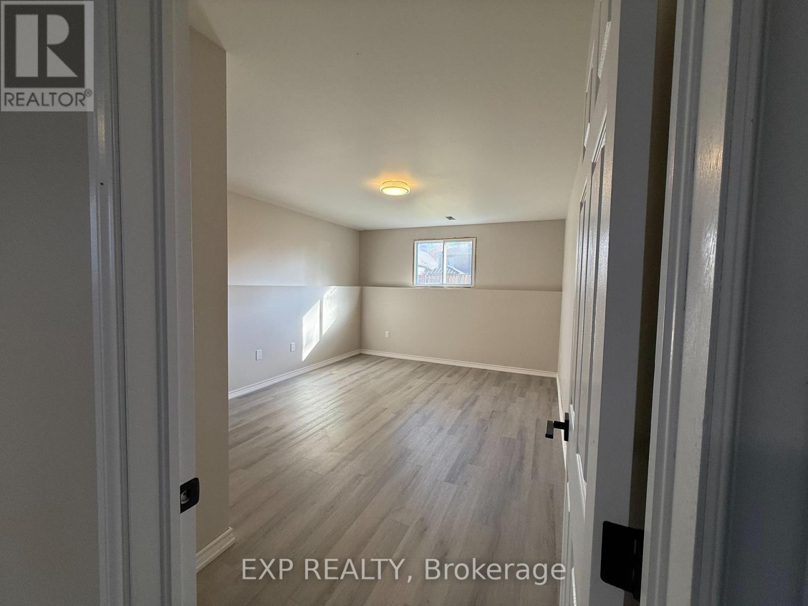 2979 Riselay Avenue, Fort Erie, Ontario  L0S 1N0 - Photo 23 - X12470764