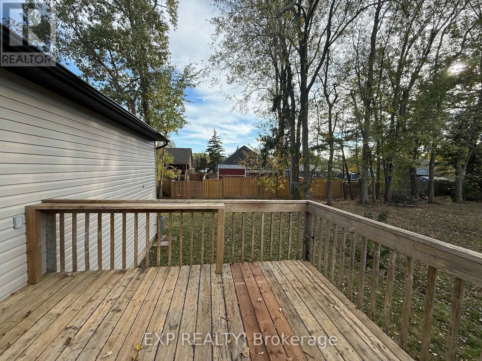 2979 Riselay Avenue, Fort Erie, Ontario  L0S 1N0 - Photo 29 - X12470764