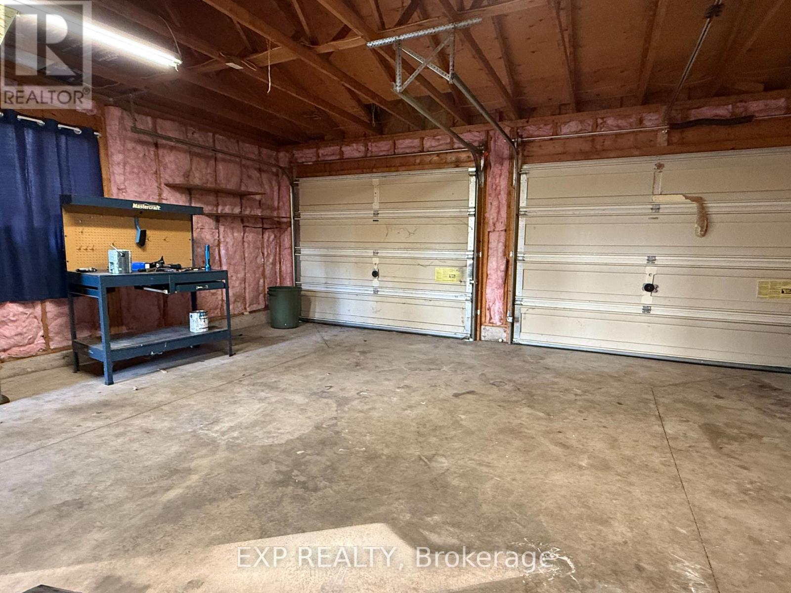 2979 Riselay Avenue, Fort Erie, Ontario  L0S 1N0 - Photo 35 - X12470764