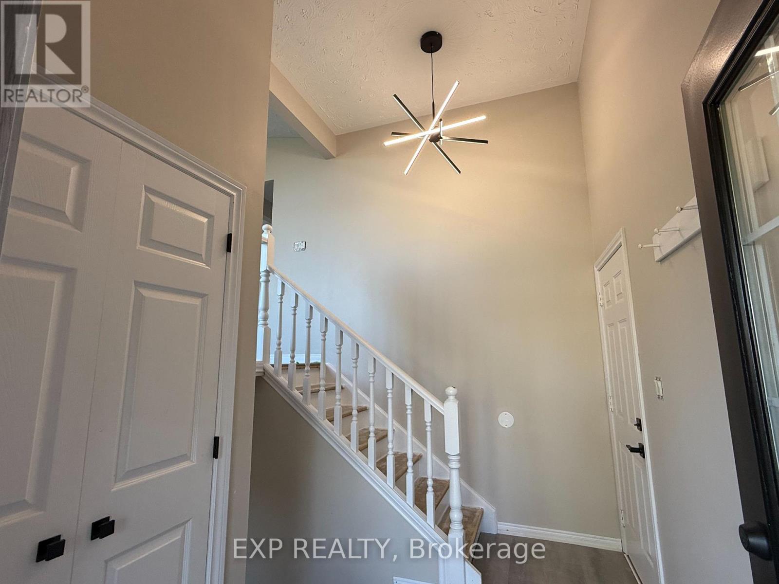 2979 Riselay Avenue, Fort Erie, Ontario  L0S 1N0 - Photo 4 - X12470764