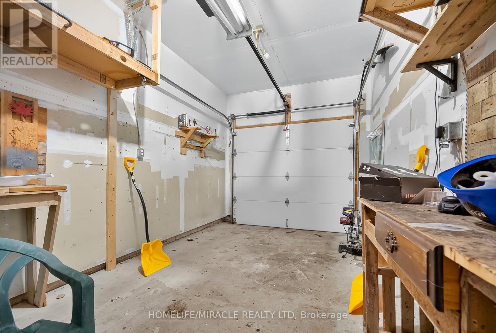 120 Ashbury Avenue, London South, Ontario  N6E 1T1 - Photo 39 - X12469364