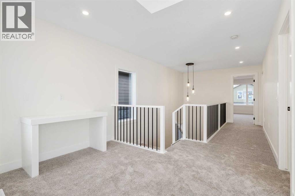 704 Mandalay Boulevard, Carstairs, Alberta  T0M 0N0 - Photo 22 - A2258188