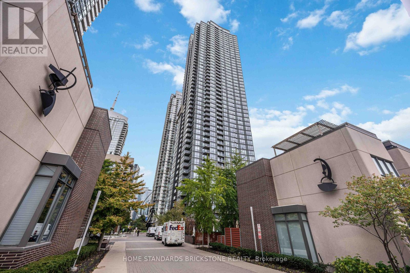 1116 - 11 Brunel Court, Toronto, Ontario  M5V 3Y3 - Photo 1 - C12470768