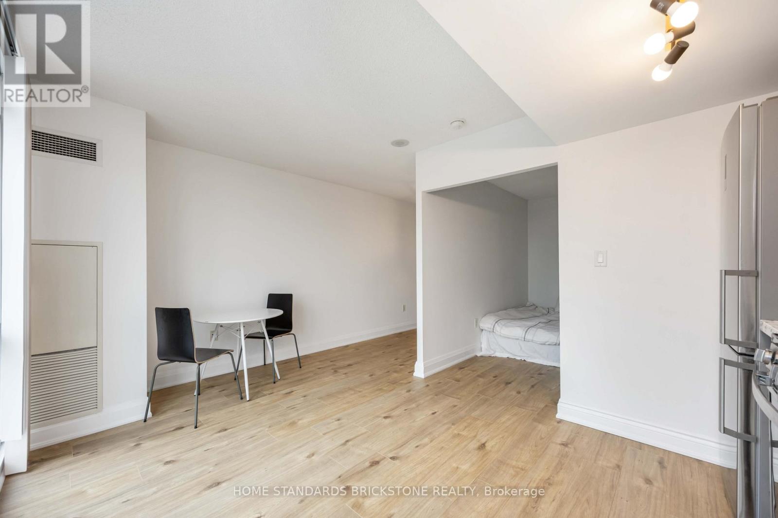 1116 - 11 Brunel Court, Toronto, Ontario  M5V 3Y3 - Photo 16 - C12470768