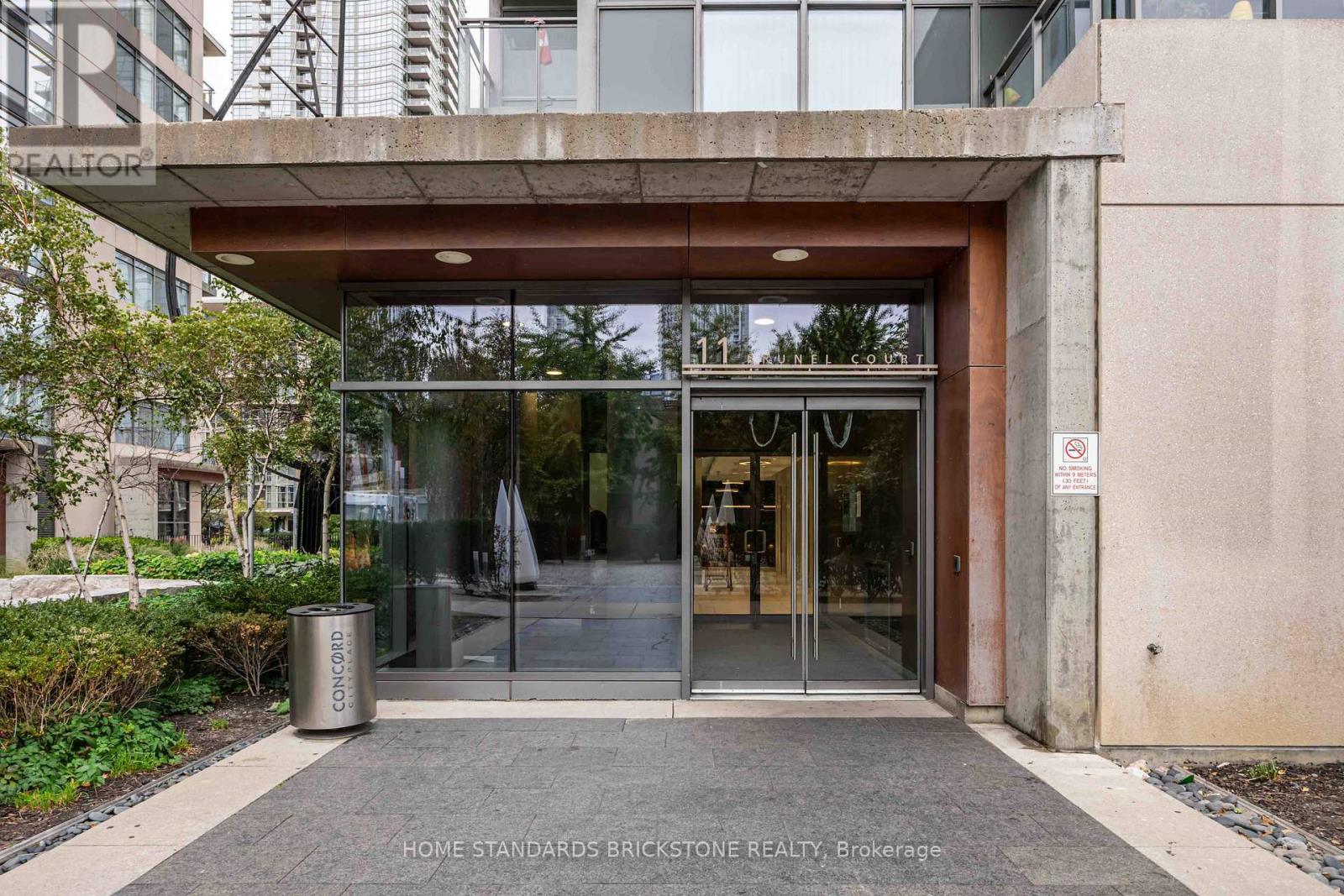 1116 - 11 Brunel Court, Toronto, Ontario  M5V 3Y3 - Photo 2 - C12470768
