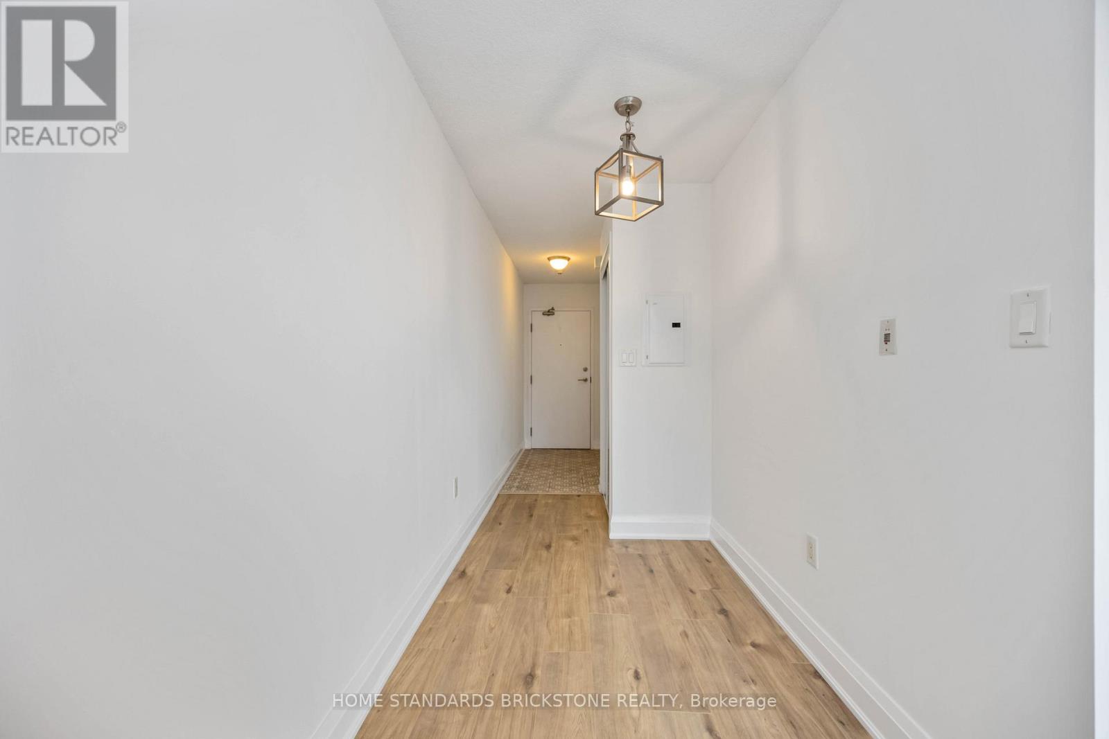 1116 - 11 Brunel Court, Toronto, Ontario  M5V 3Y3 - Photo 9 - C12470768
