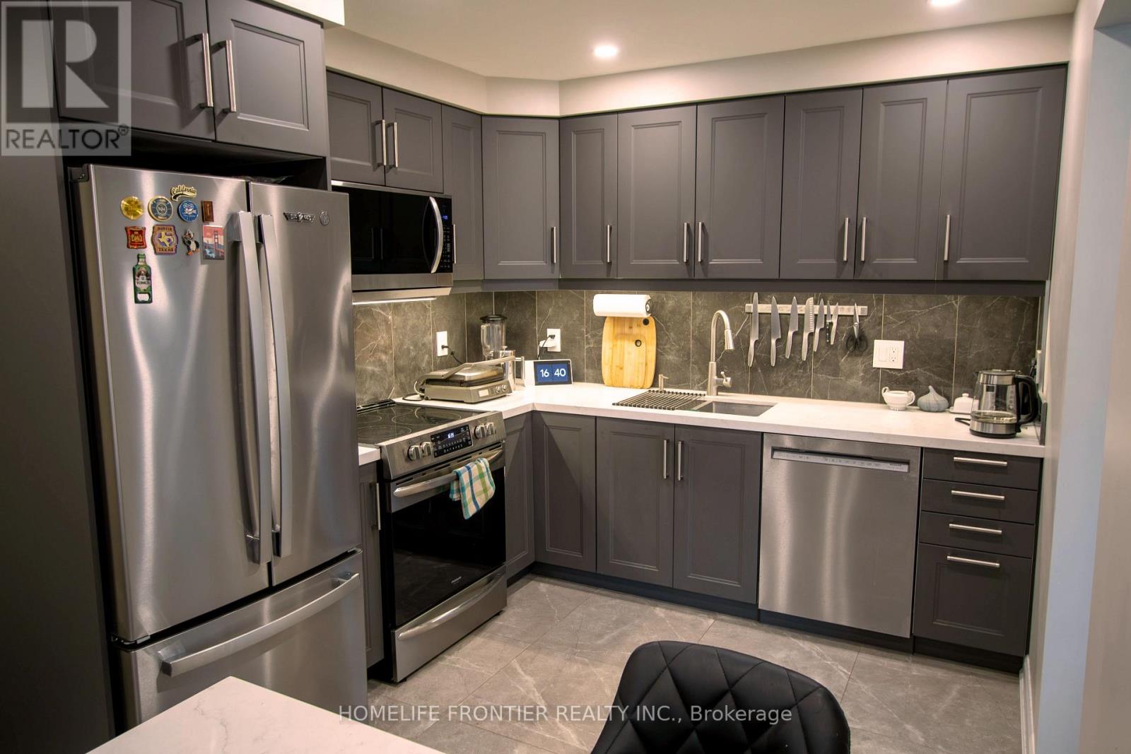59 Dowswell Drive, Toronto, Ontario  M1B 1H5 - Photo 4 - E12470742