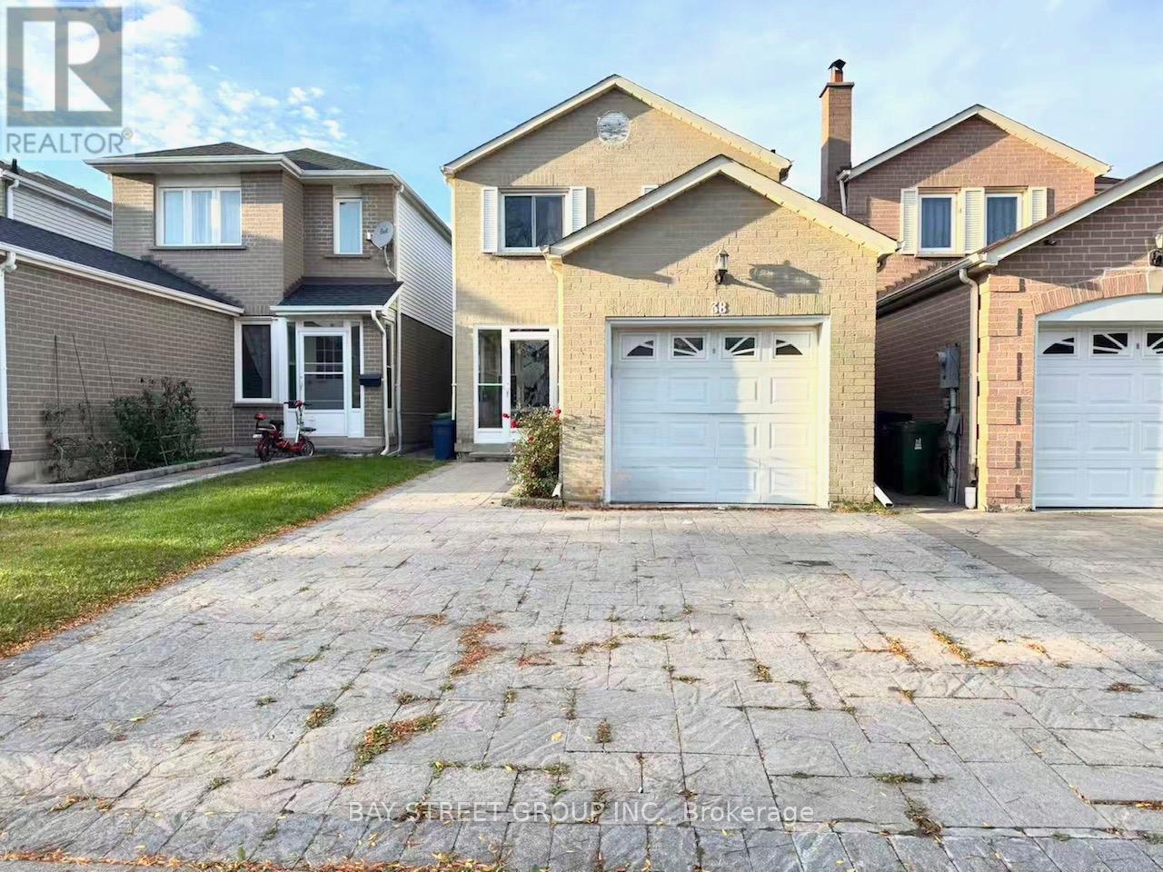 38 Enchanted Hills Crescent, Toronto, Ontario  M1V 3P2 - Photo 1 - E12470745