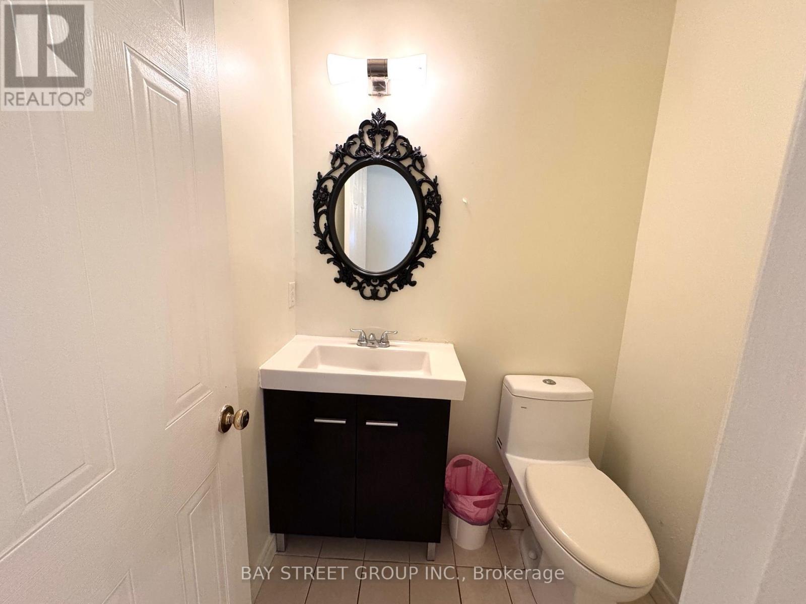 38 Enchanted Hills Crescent, Toronto, Ontario  M1V 3P2 - Photo 10 - E12470745