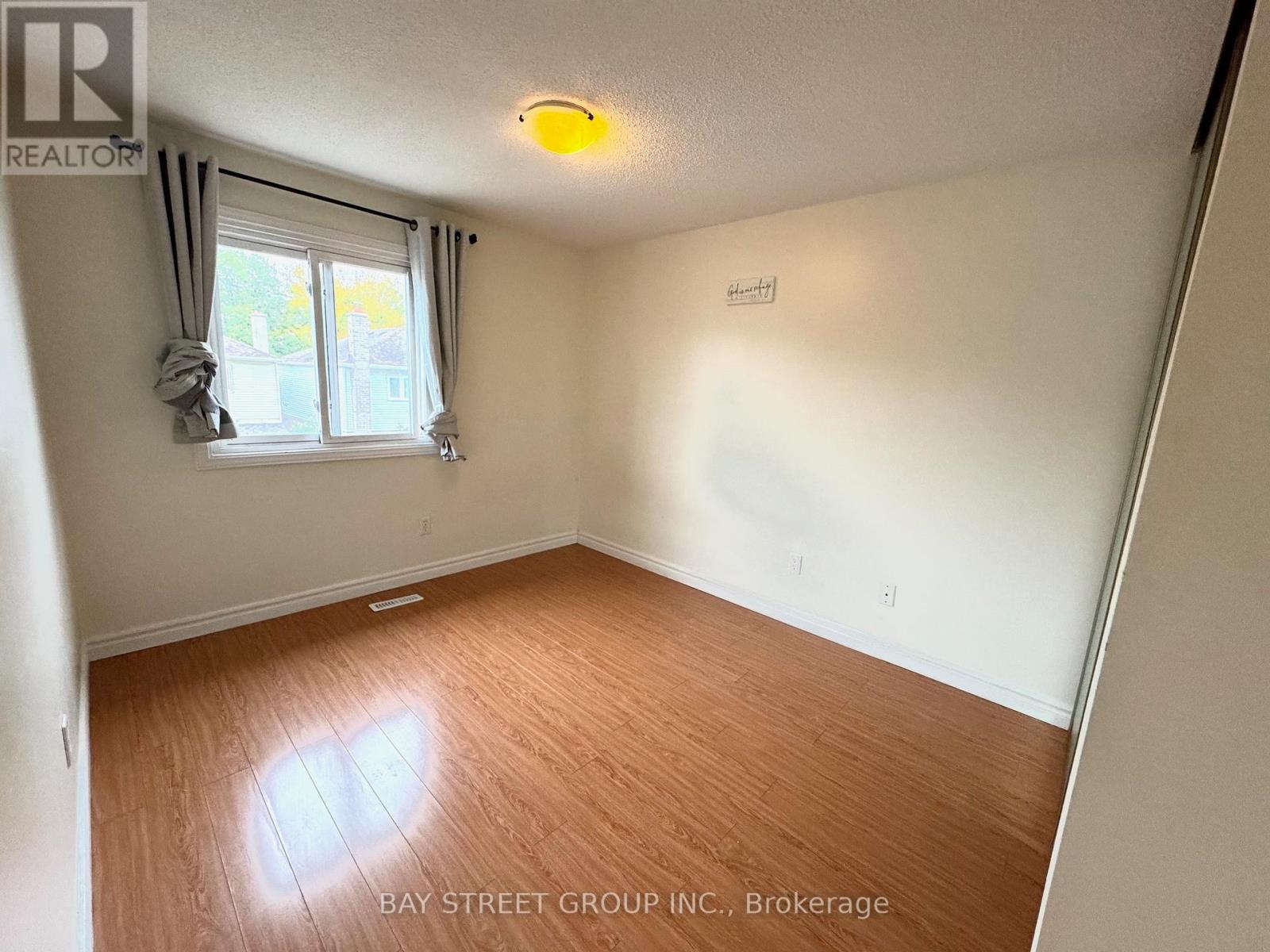 38 Enchanted Hills Crescent, Toronto, Ontario  M1V 3P2 - Photo 14 - E12470745