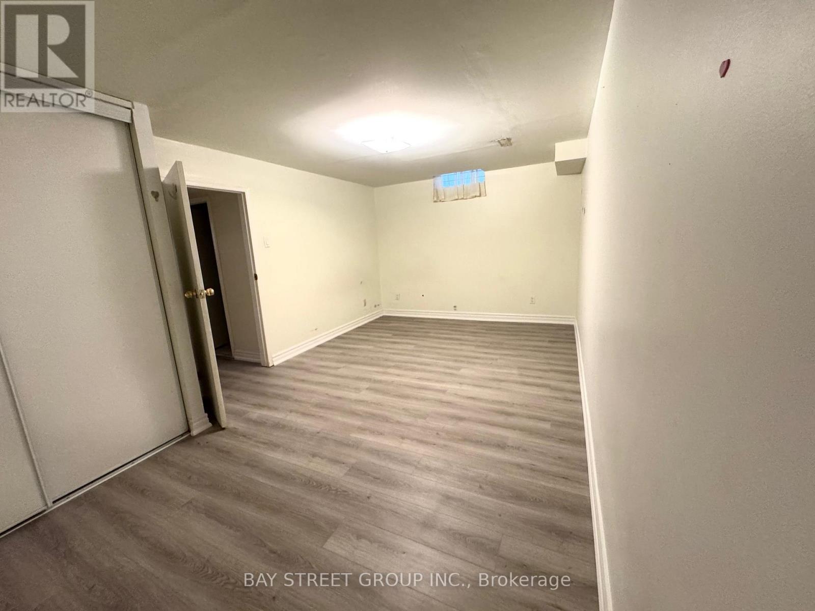 38 Enchanted Hills Crescent, Toronto, Ontario  M1V 3P2 - Photo 17 - E12470745
