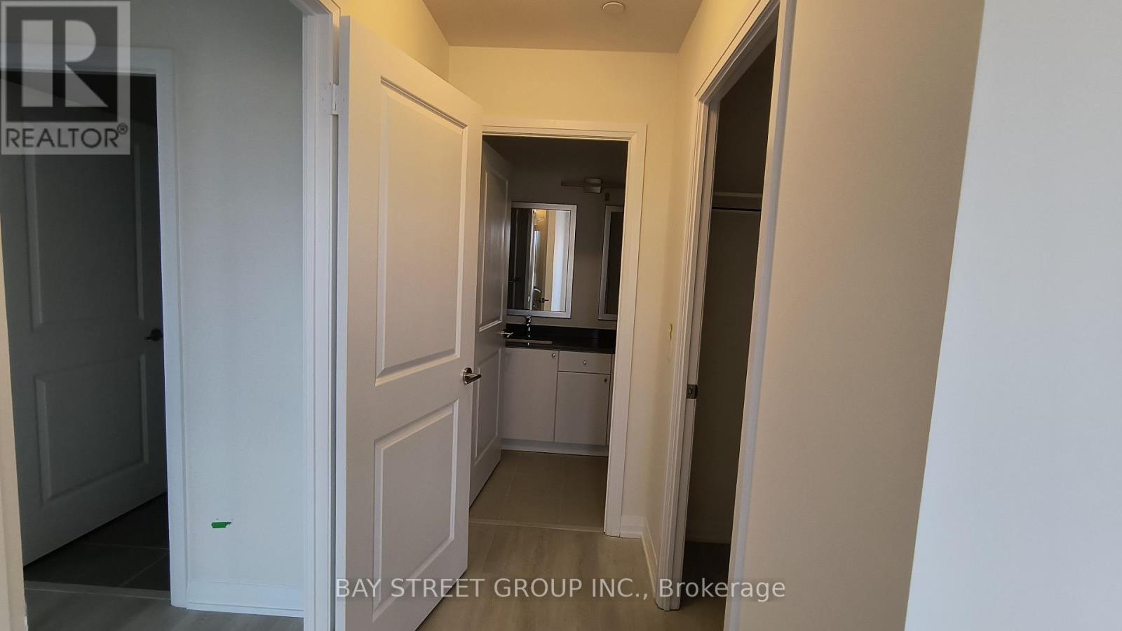 422 - 3270 Sheppard Avenue E, Toronto, Ontario  M1T 3K3 - Photo 9 - E12470760