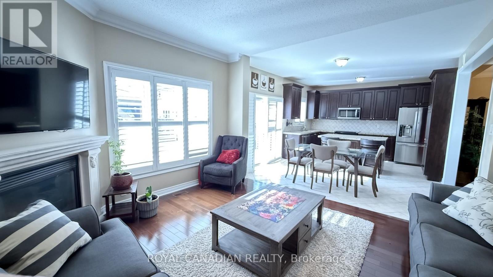 382 Sunny Meadow Boulevard, Brampton, Ontario  L6R 0N9 - Photo 10 - W12470757