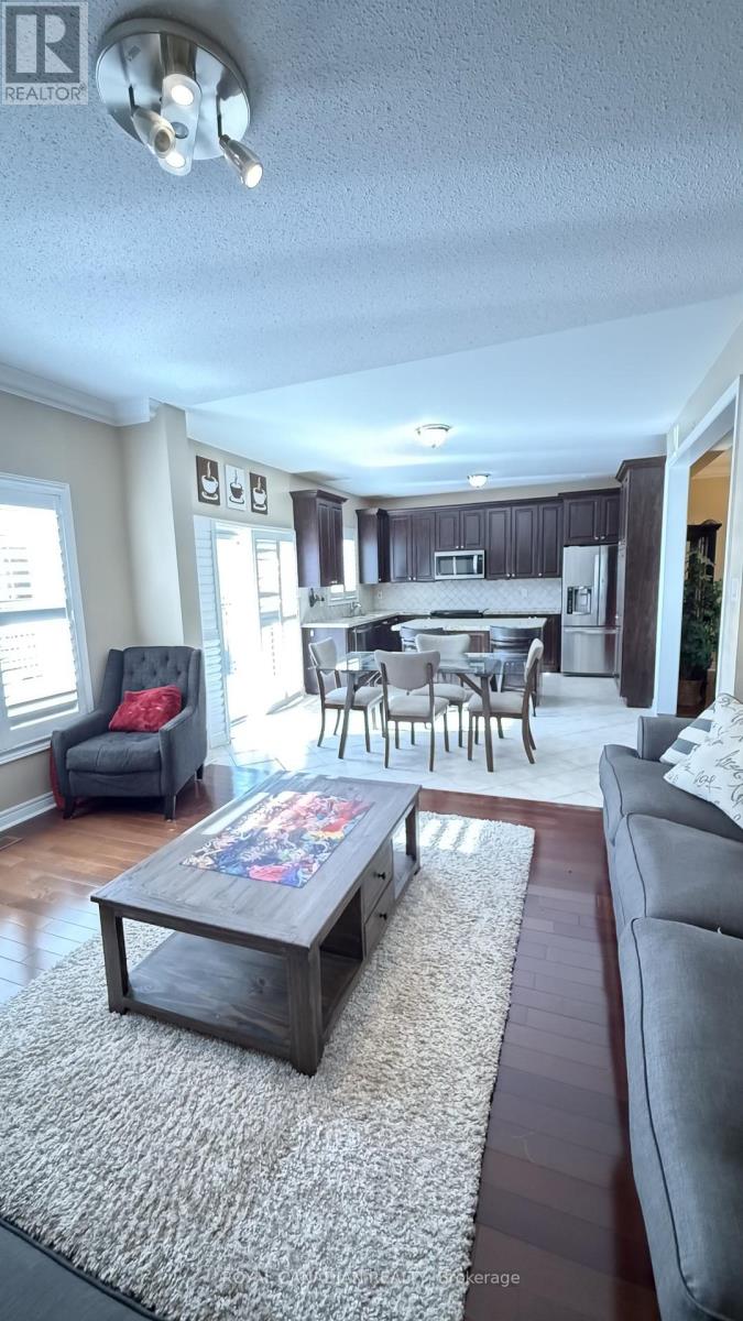 382 Sunny Meadow Boulevard, Brampton, Ontario  L6R 0N9 - Photo 11 - W12470757