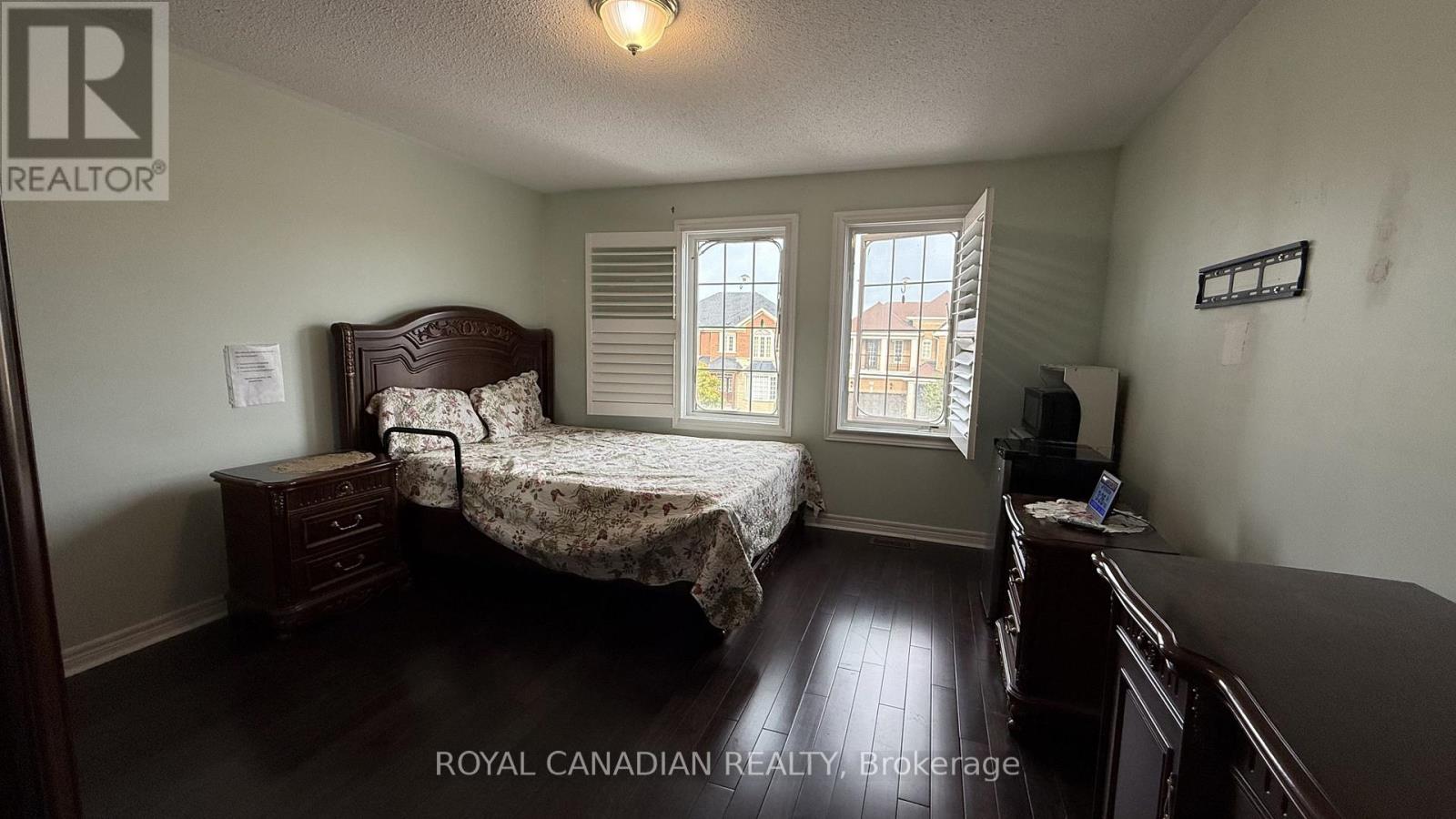 382 Sunny Meadow Boulevard, Brampton, Ontario  L6R 0N9 - Photo 27 - W12470757