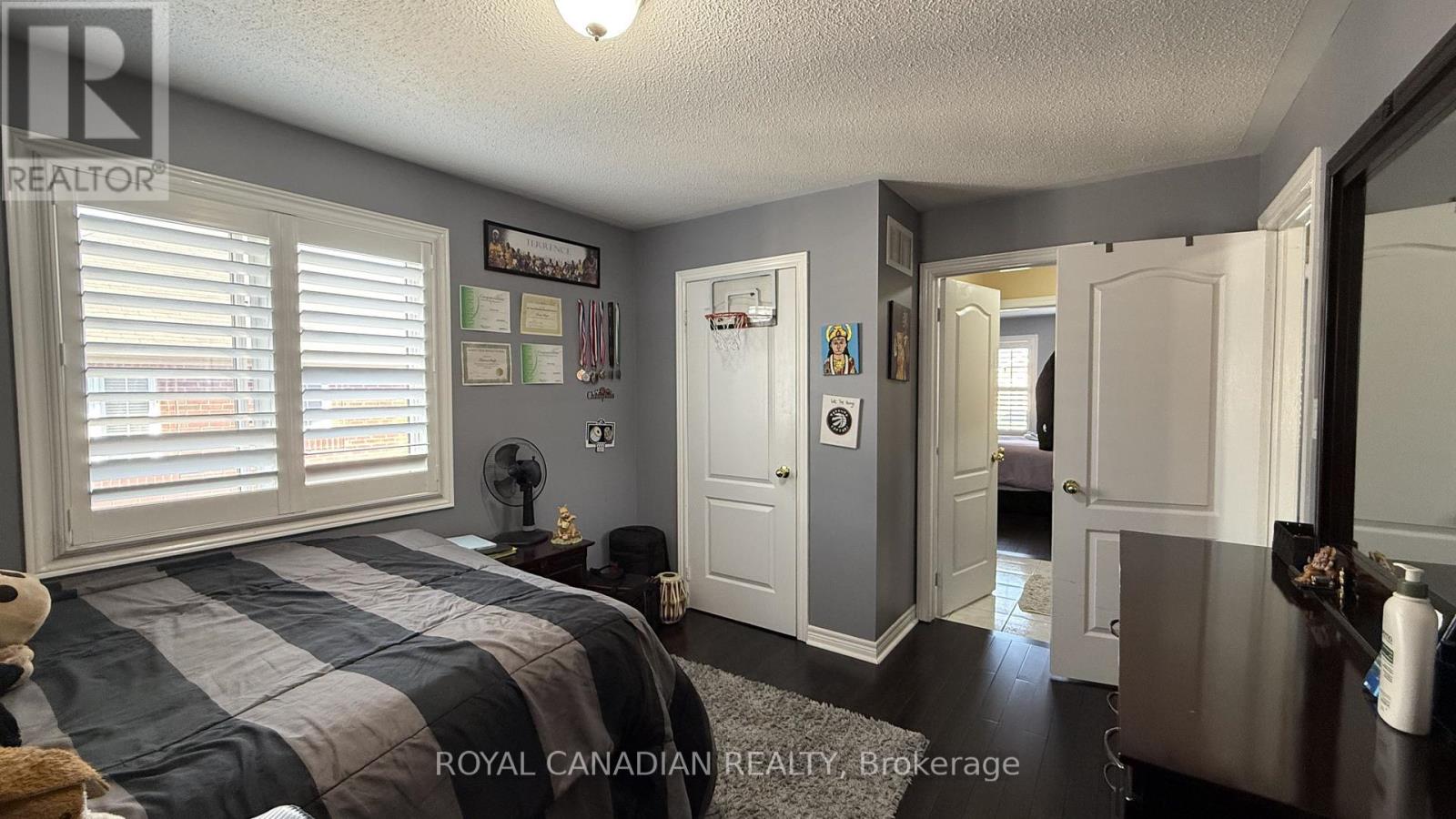 382 Sunny Meadow Boulevard, Brampton, Ontario  L6R 0N9 - Photo 36 - W12470757