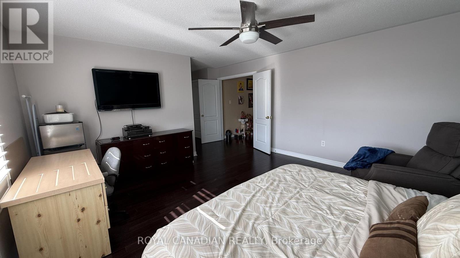 382 Sunny Meadow Boulevard, Brampton, Ontario  L6R 0N9 - Photo 38 - W12470757