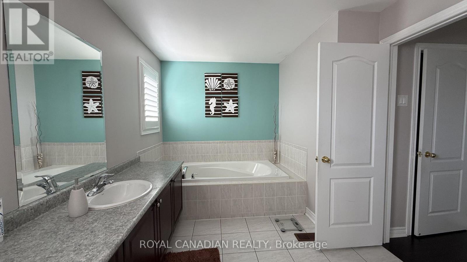 382 Sunny Meadow Boulevard, Brampton, Ontario  L6R 0N9 - Photo 39 - W12470757