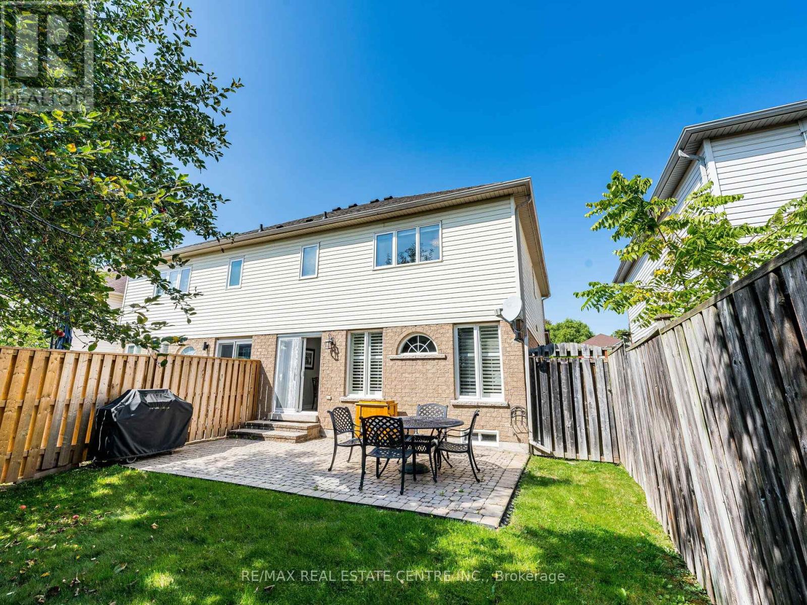 137 Mowat Crescent, Halton Hills, Ontario  L7G 6A8 - Photo 21 - W12454815