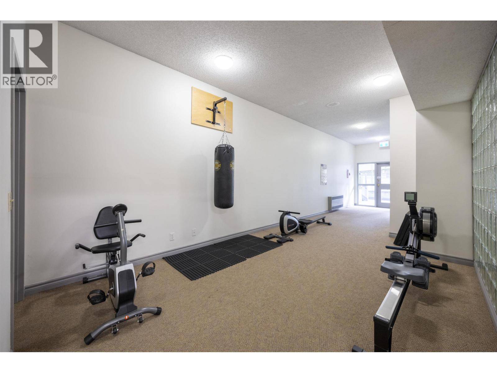 1005 3980 Carrigan Court, Burnaby, British Columbia  V3N 4S6 - Photo 5 - R3058271