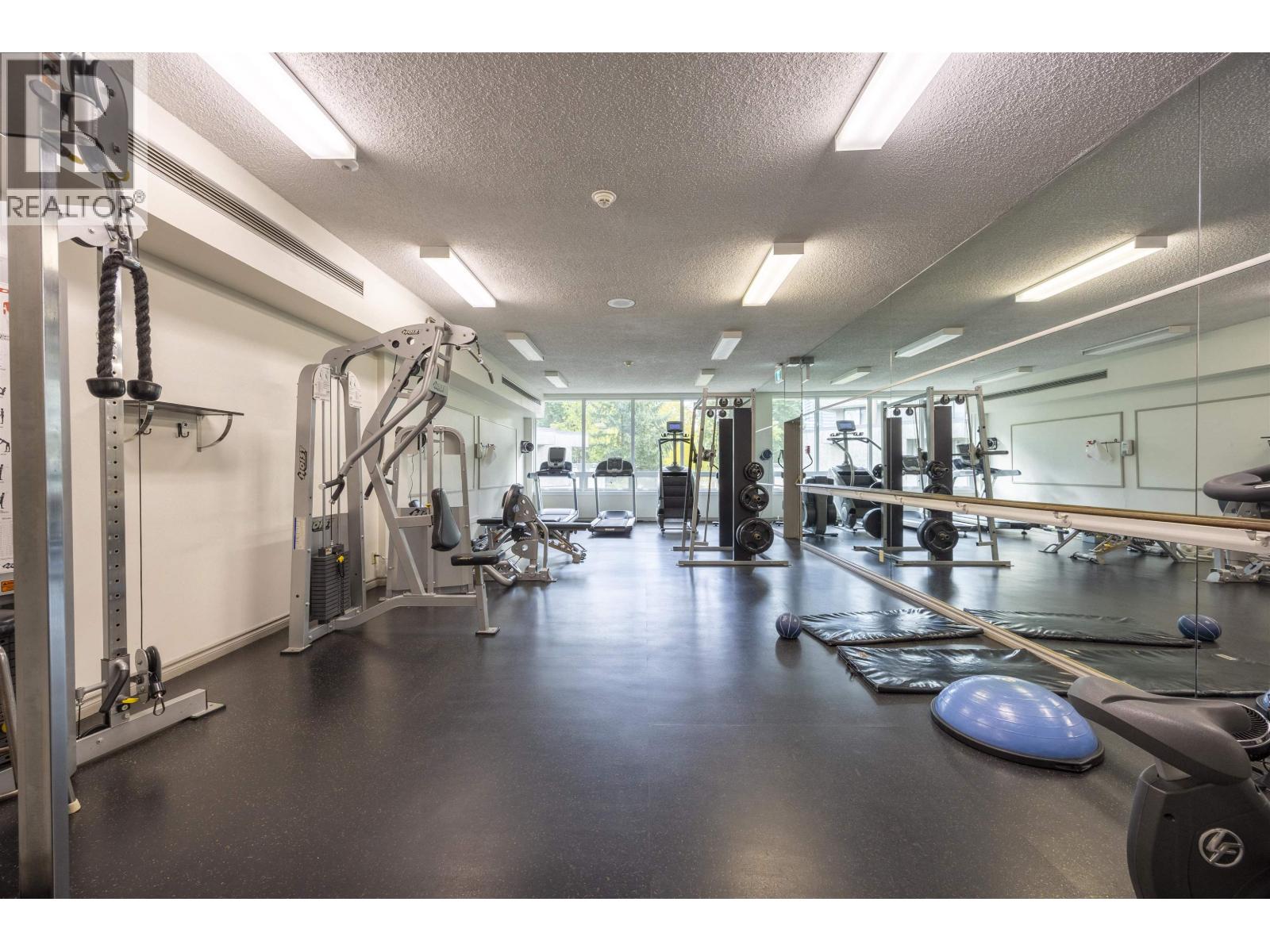 1005 3980 Carrigan Court, Burnaby, British Columbia  V3N 4S6 - Photo 4 - R3058271