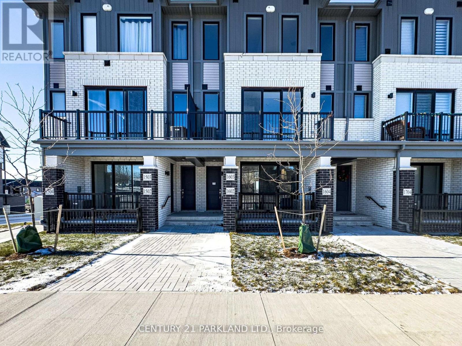1602 - 160 Densmore Road, Cobourg, Ontario  K9A 4J9 - Photo 2 - X12470748