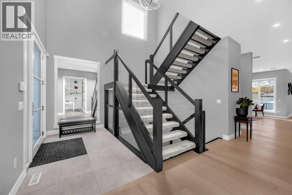 1623 16a Street Se, Calgary, Alberta  T2G 3S6 - Photo 2 - A2265140