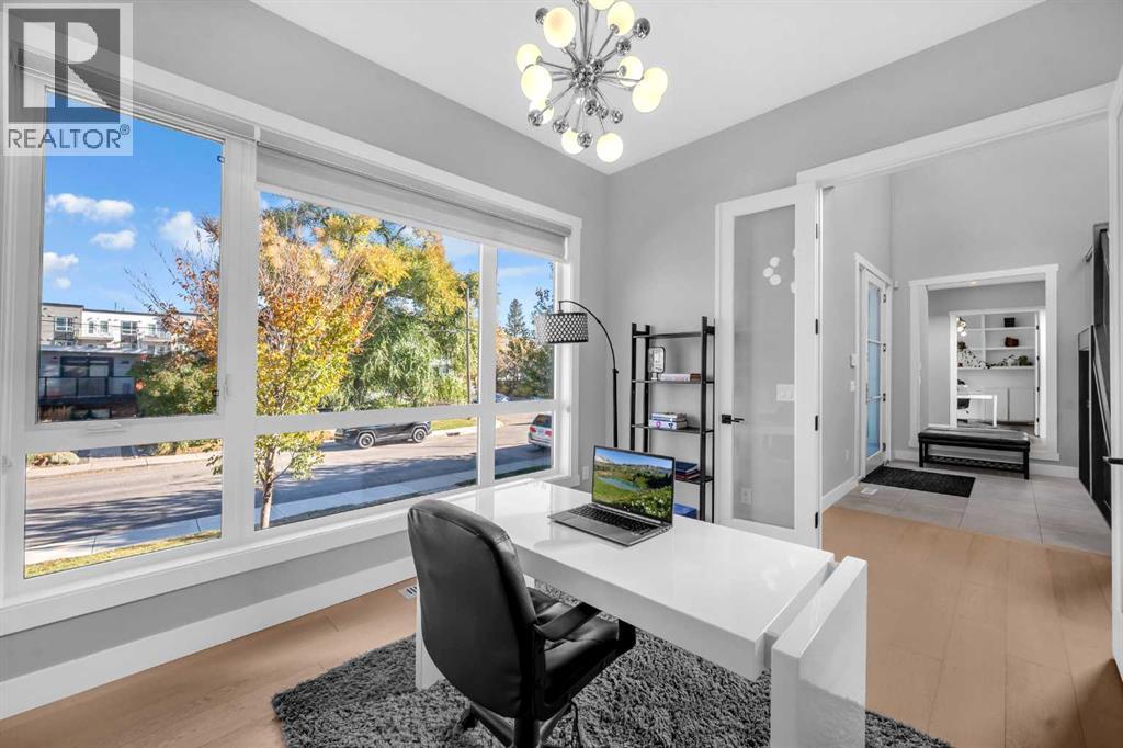 1623 16a Street Se, Calgary, Alberta  T2G 3S6 - Photo 5 - A2265140