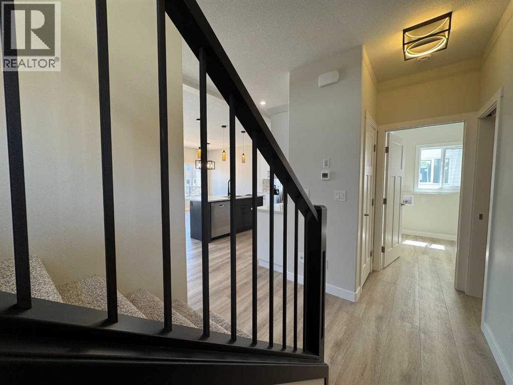 53 Emmett Crescent, Red Deer, Alberta  T4P 3G8 - Photo 2 - A2182273