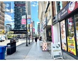 2352 YONGE STREET, Toronto, Ontario