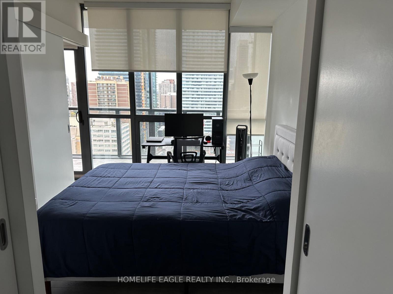 2305 - 110 Charles Street E, Toronto, Ontario  M4Y 1T5 - Photo 10 - C12470775