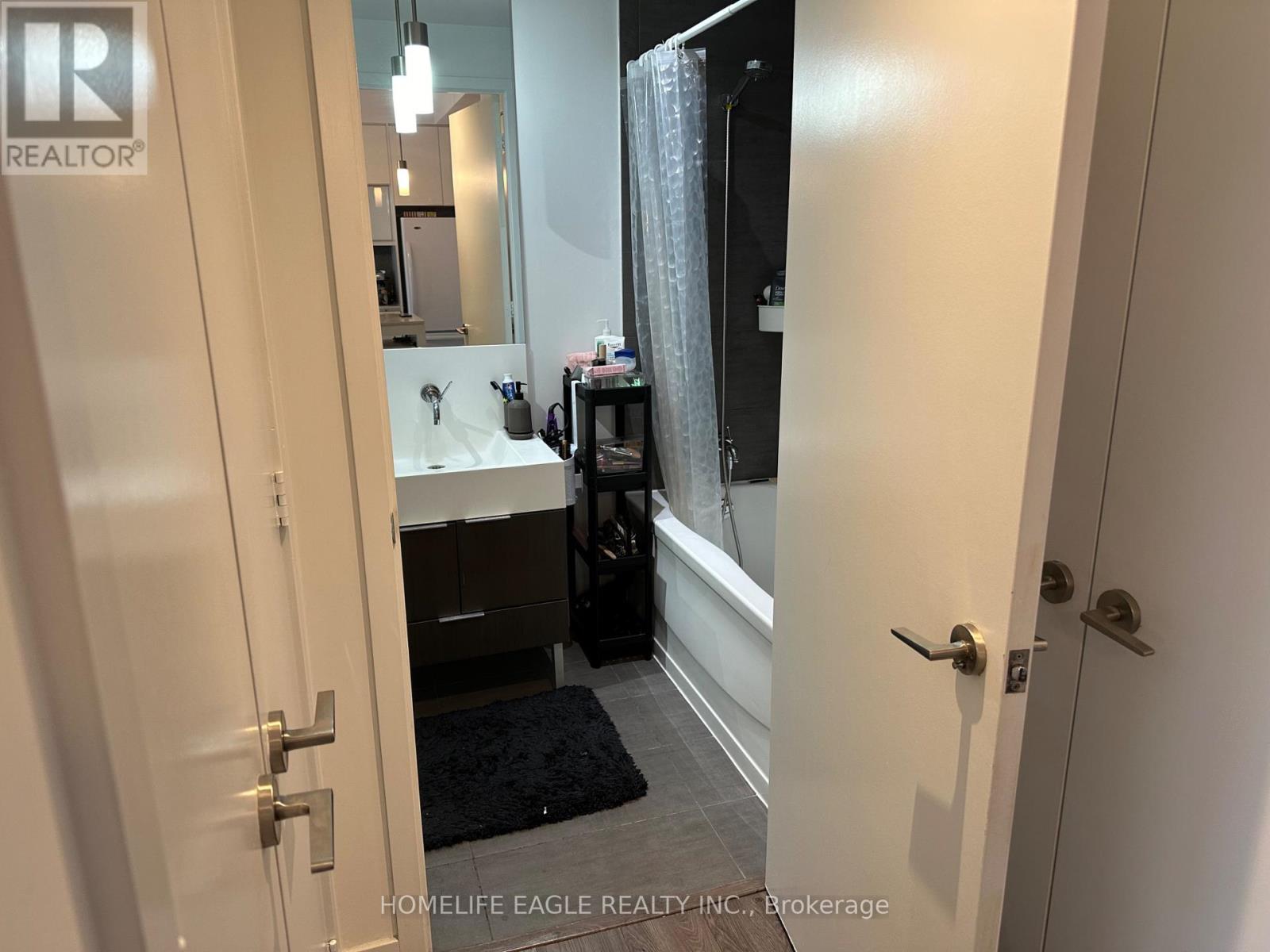 2305 - 110 Charles Street E, Toronto, Ontario  M4Y 1T5 - Photo 13 - C12470775