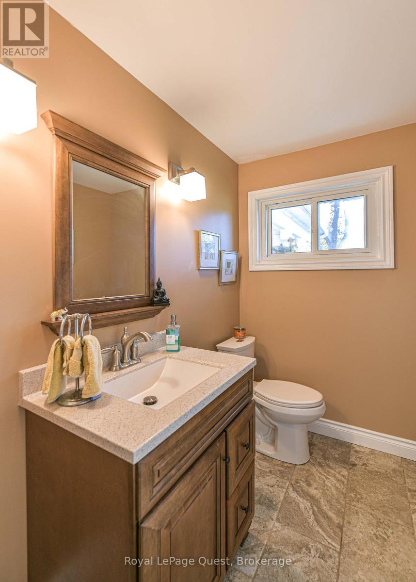 338 Old Muskoka Road, Orillia, Ontario  L3V 4G4 - Photo 10 - S12470789