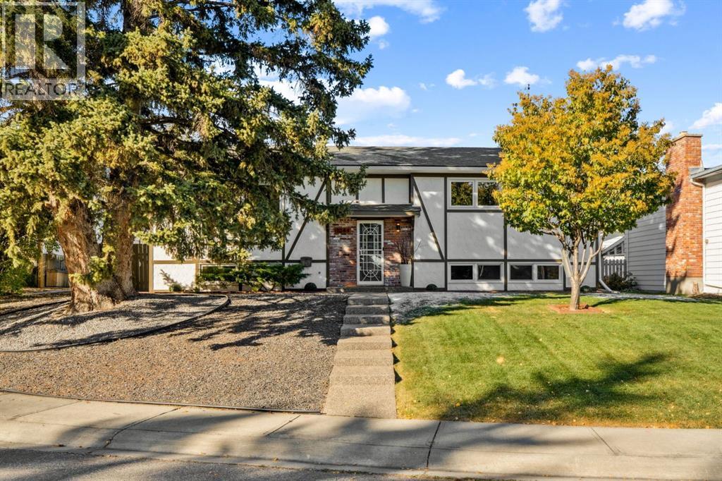 1044 Cannock Place Sw, Calgary, Alberta  T2W 1M7 - Photo 2 - A2264108