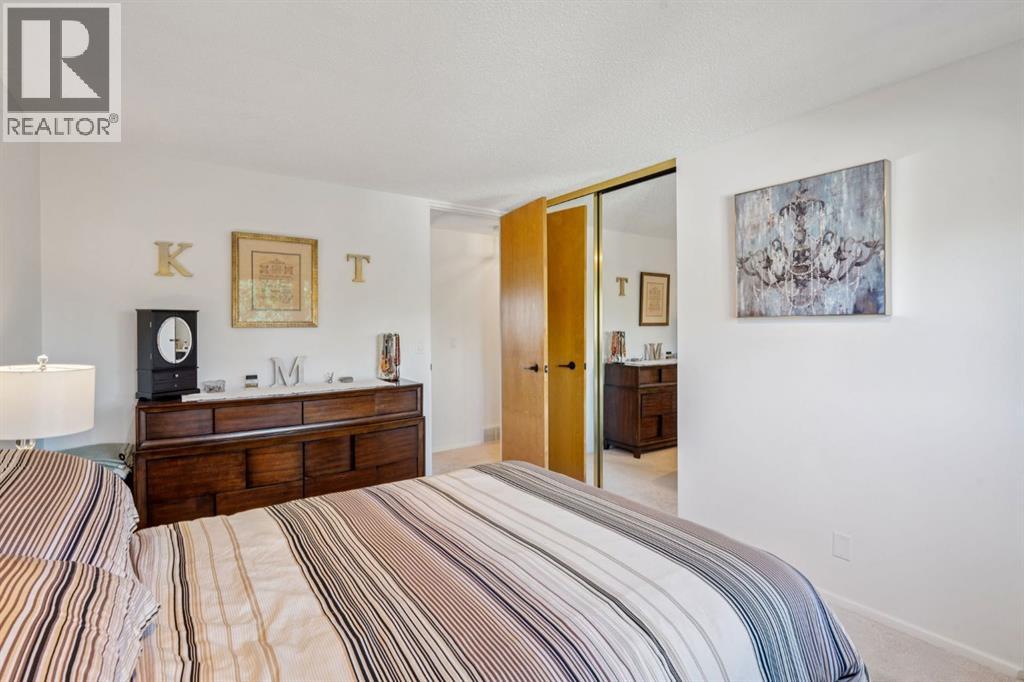 1044 Cannock Place Sw, Calgary, Alberta  T2W 1M7 - Photo 11 - A2264108