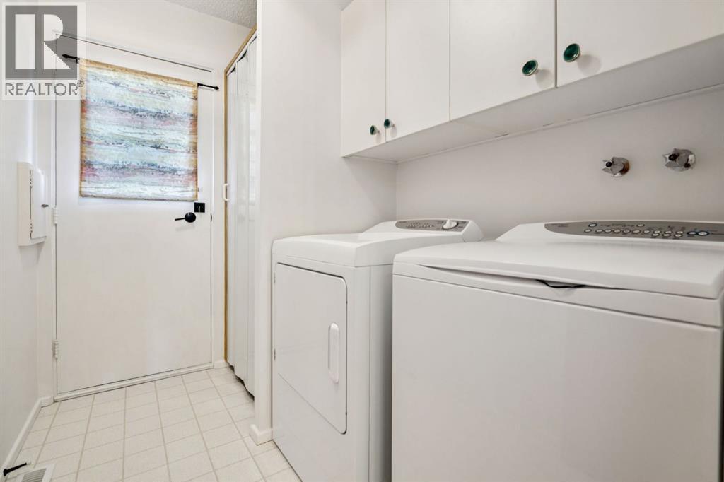 1044 Cannock Place Sw, Calgary, Alberta  T2W 1M7 - Photo 17 - A2264108