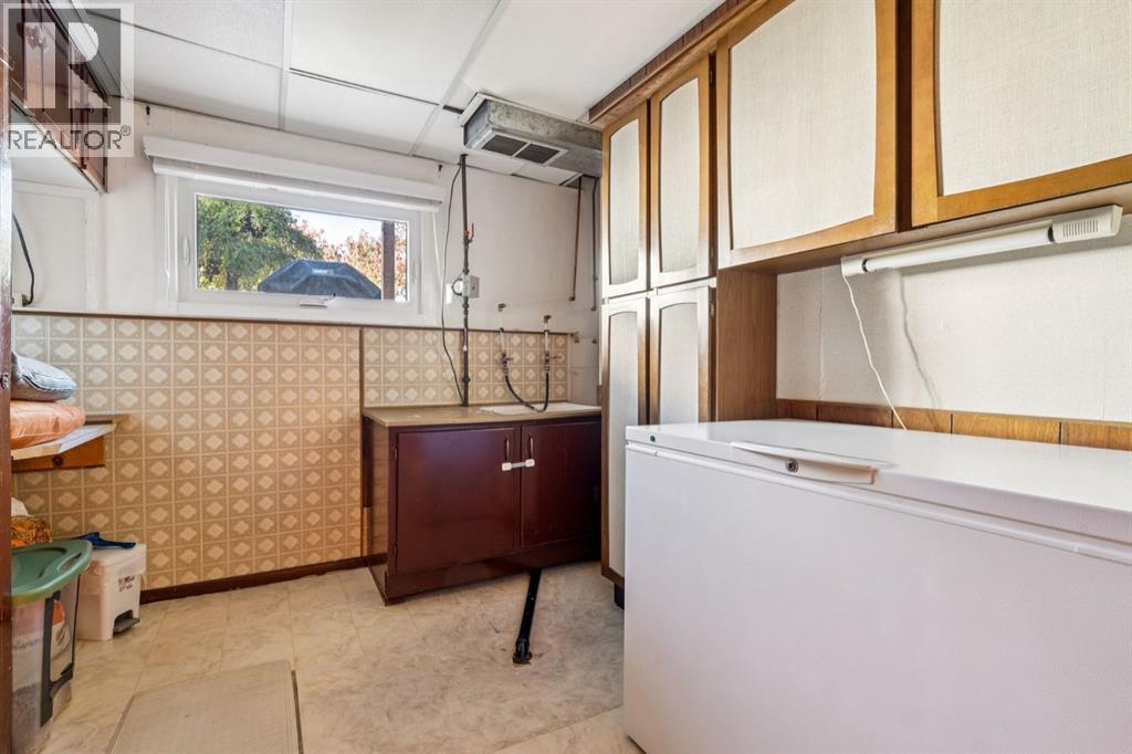 1044 Cannock Place Sw, Calgary, Alberta  T2W 1M7 - Photo 29 - A2264108