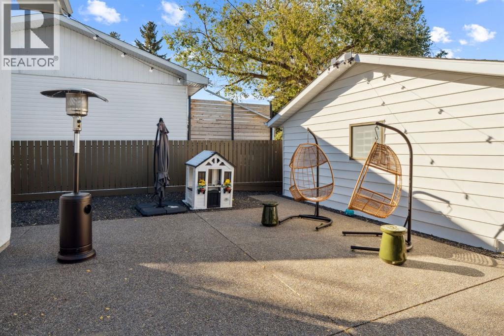 1044 Cannock Place Sw, Calgary, Alberta  T2W 1M7 - Photo 33 - A2264108