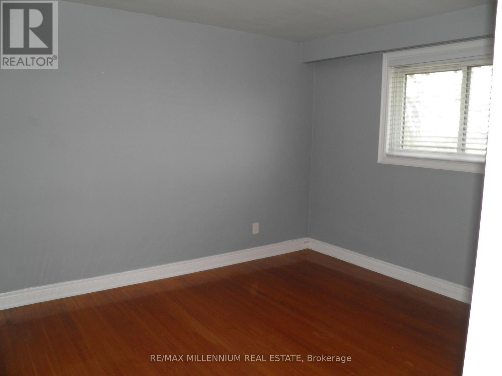 14384 Humber Station Road, Caledon, Ontario  L6P 3M5 - Photo 9 - W12470779