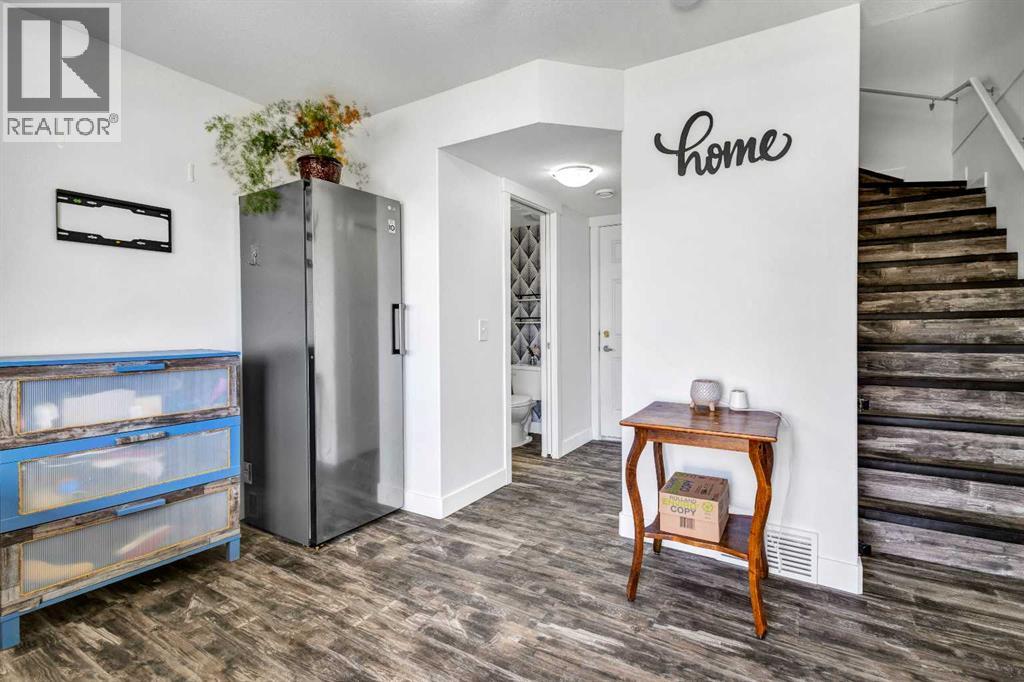 53 Skyview Ranch Manor Ne, Calgary, Alberta  T3N 0R6 - Photo 4 - A2260041